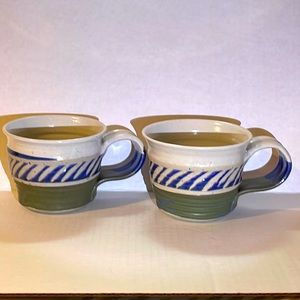 Handmade hand-painted coffee mugs (set of 2)